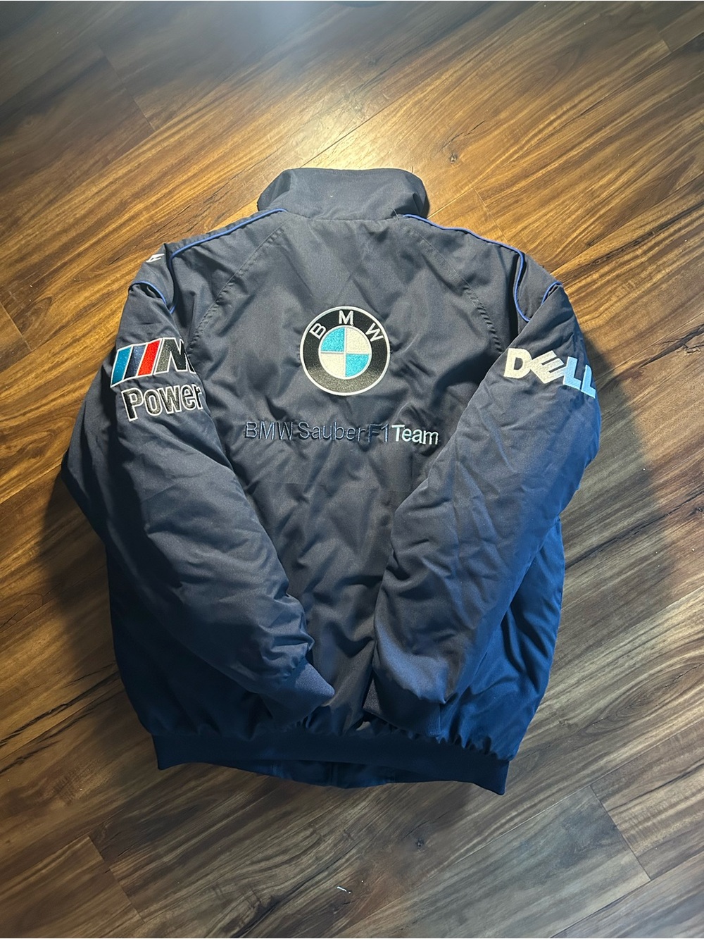 BMW F1 Racing Jacket - Picture 3 of 3